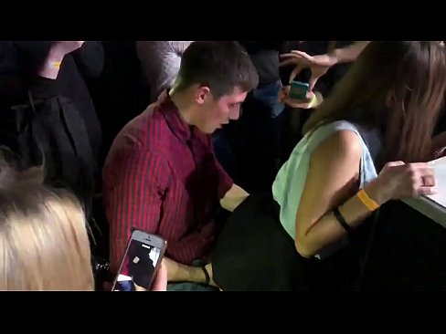 ❤️ Skutečný sex v ruském nočním klubu. Osmnáctiletá ruská dívka v análu a vagíně šuká v nočním klubu. ❤❌ Sex video u cs.basseyn-vsem.ru ❤
